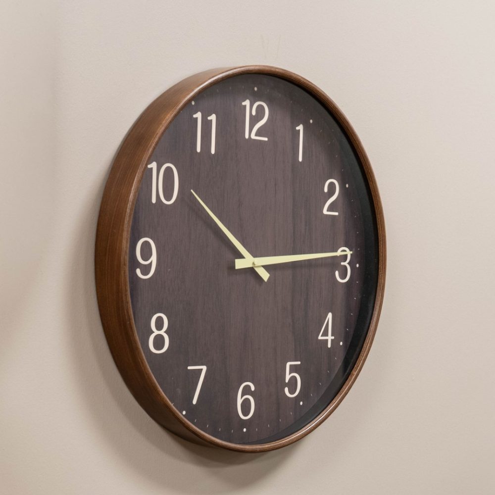 Grain Effect Wall Clock