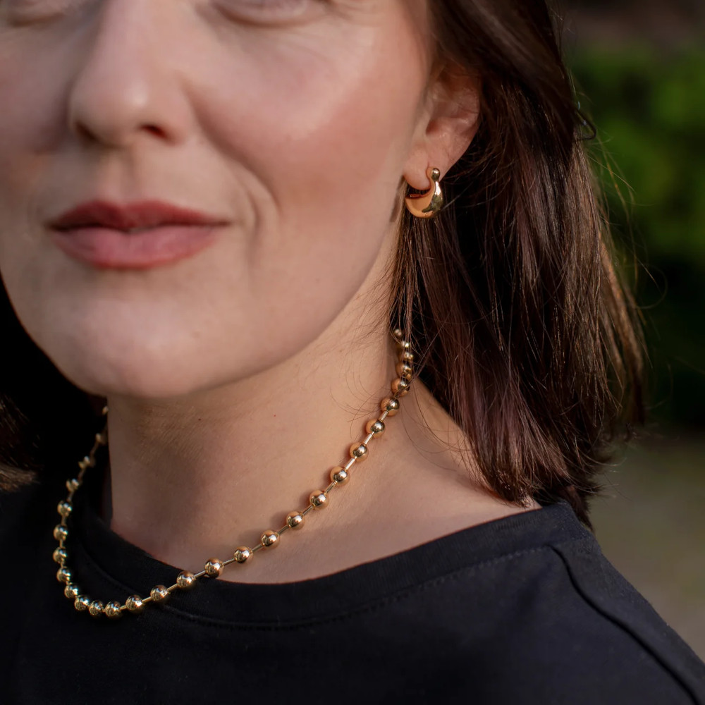 Single Ball Necklace